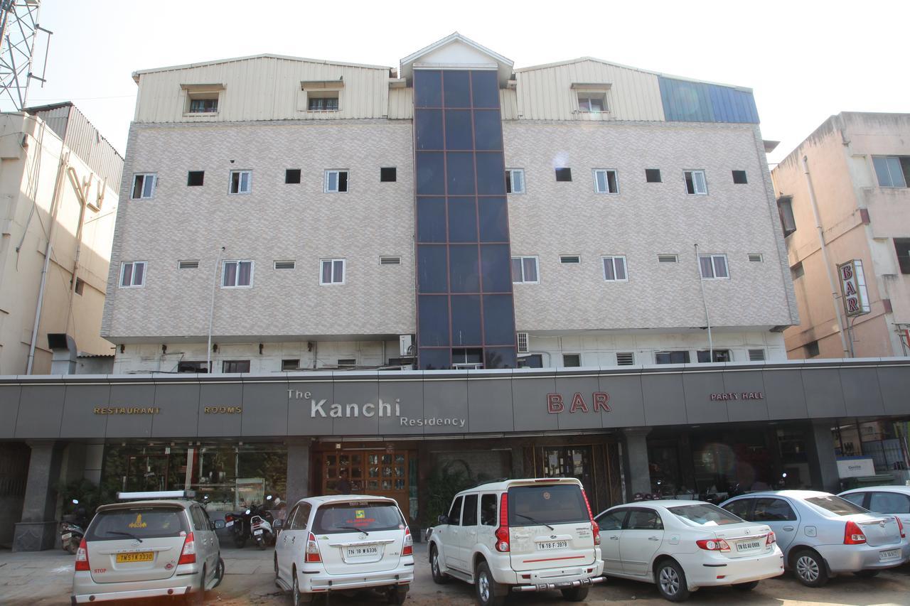 Kanchi Residency Madrás Exterior foto